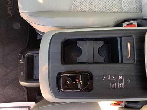 Certified 2024 Nissan Ariya AWD image 25
