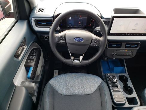 New 2026 Ford Maverick XLT AWD/4WD image 9