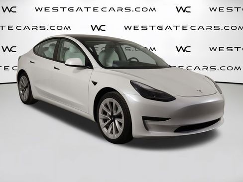 Used 2022 Tesla Model 3 Long Range AWD/4WD image 43