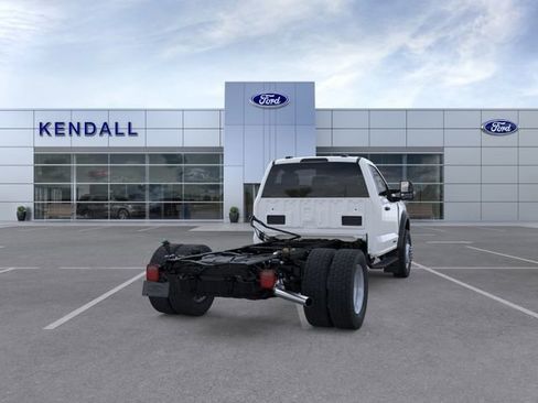 New 2025 Ford F550 4x4 Regular Cab Super Duty image 8