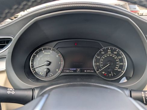 Used 2020 INFINITI QX50 Luxe w/ Navigation Package FWD image 19