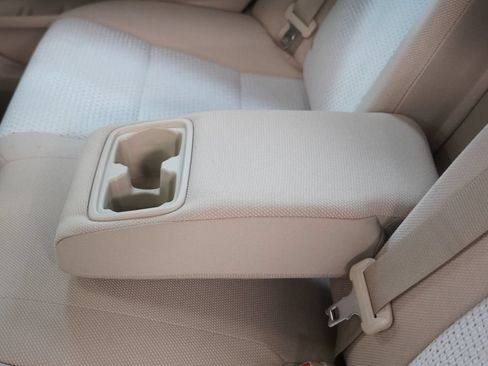 Used 2012 Toyota Camry XLE FWD image 28