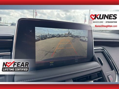 Used 2024 Chevrolet Tahoe Z71 AWD/4WD image 32
