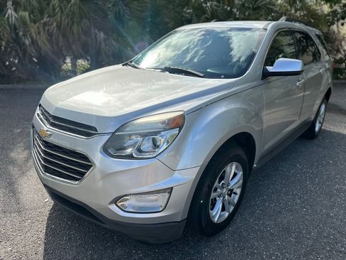 Used 2017 Chevrolet Equinox LT w/ Convenience Package image 1