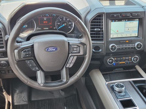 Used 2018 Ford Expedition Max Limited w/ Equipment Group 301A RWD image 25