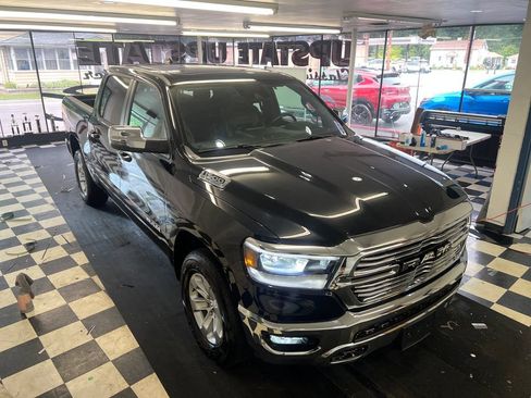 Used 2023 RAM 1500 Laramie AWD/4WD image 19