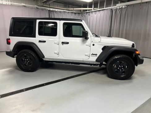Used 2024 Jeep Wrangler Sport image 8
