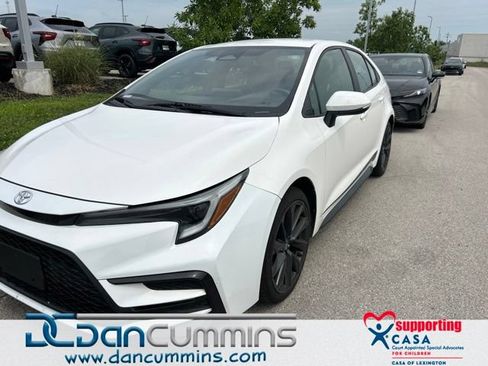 Used 2024 Toyota Corolla SE FWD image 1