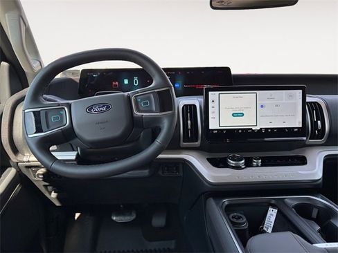 New 2025 Ford Expedition Max Active image 12