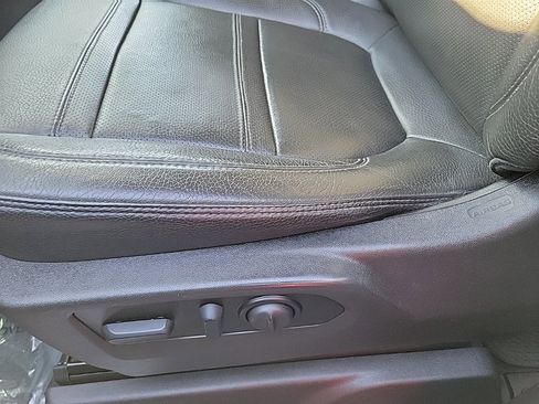 Used 2022 GMC Sierra 3500 Denali image 8