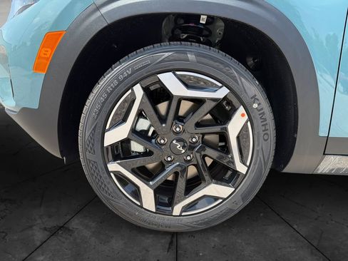 New 2026 Kia Seltos SX w/ SX Sunroof Package image 14