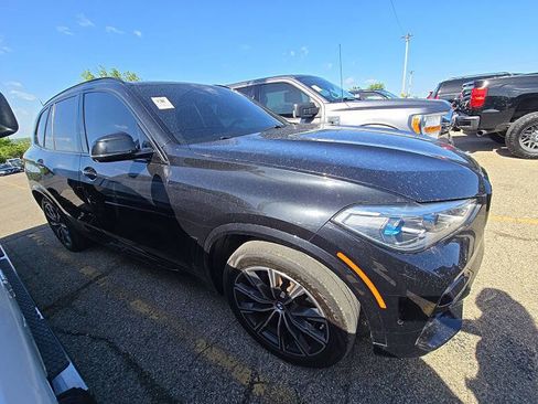 Used 2019 BMW X5 xDrive50i w/ M Sport Package AWD/4WD image 2
