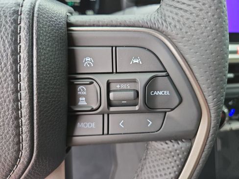 New 2026 Toyota Tacoma TRD Off-Road w/ TRD Off Road Premium Package AWD/4WD image 18