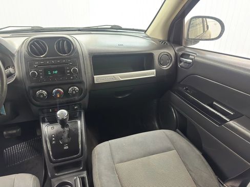 Used 2015 Jeep Compass Sport image 14
