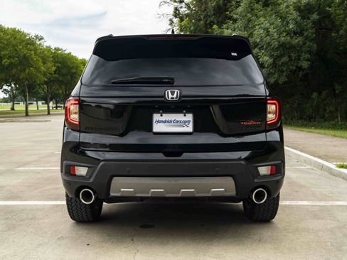 Used 2024 Honda Passport TrailSport image 8