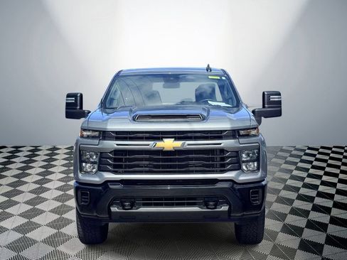 Used 2024 Chevrolet Silverado 2500 Custom w/ Snow Plow Prep/Camper Package AWD/4WD image 2