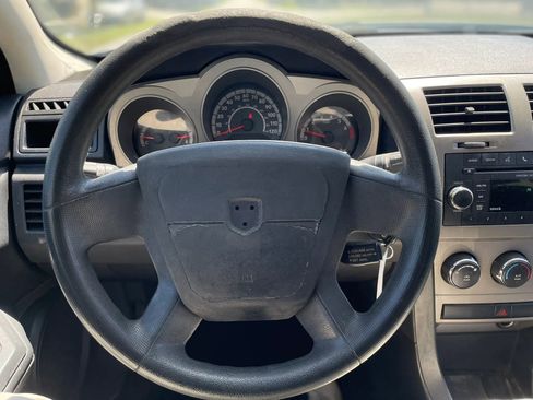 Used 2010 Dodge Avenger SXT FWD image 13