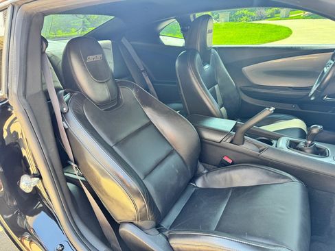 Used 2013 Chevrolet Camaro SS RWD image 21