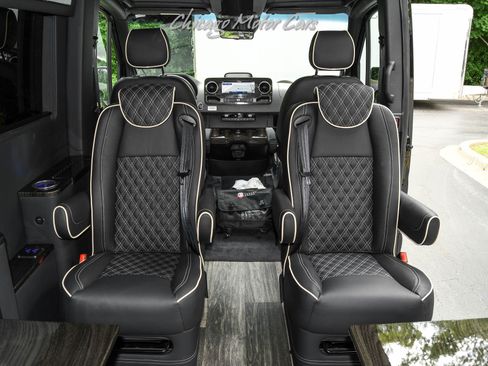 Used 2025 Mercedes-Benz Sprinter 3500 image 36