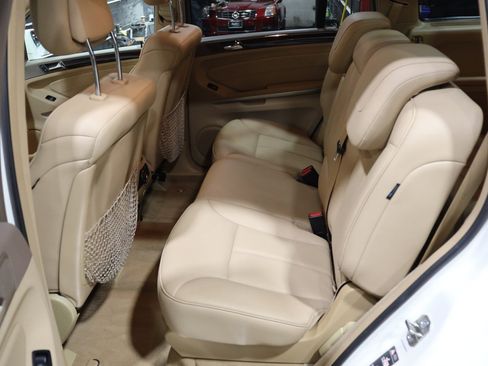 Used 2012 Mercedes-Benz GL 450 4MATIC w/ Premium 2 Pkg image 41