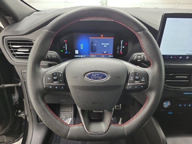 Used 2023 Ford Escape ST-Line w/ Tech Pack #1 AWD/4WD image 23