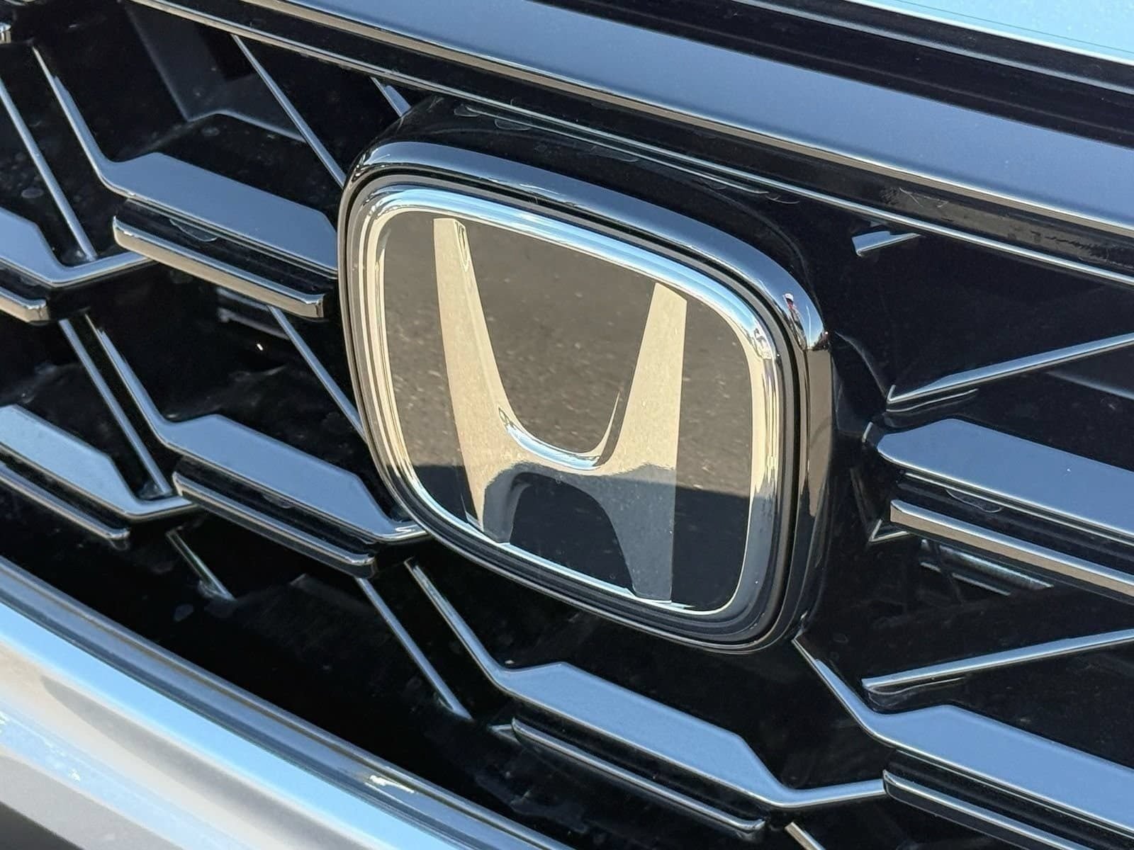 New 2027 Honda CR-V Sport-L image 8