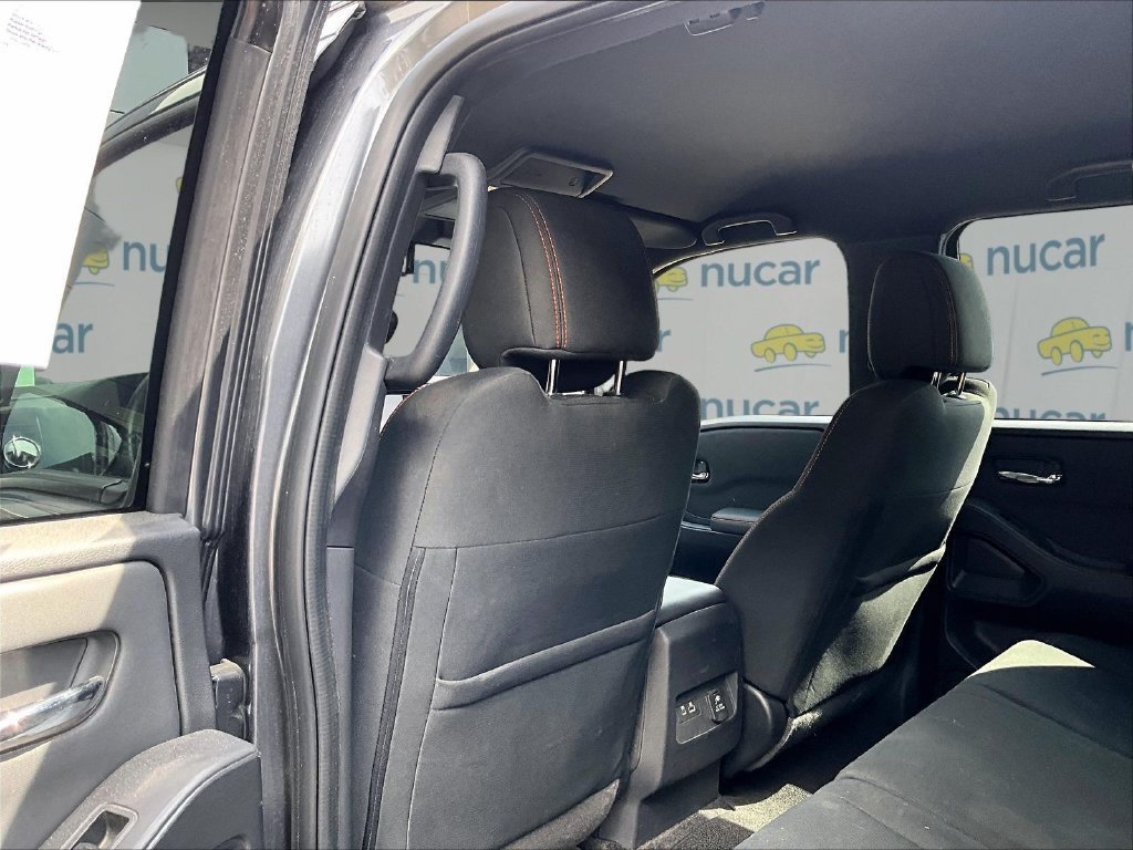 Used 2022 Nissan Frontier PRO-4X AWD/4WD image 23