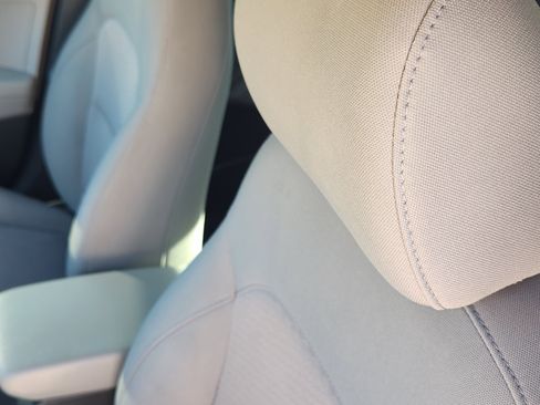 Used 2020 Hyundai Elantra SE w/ Cargo Package (C1) image 15