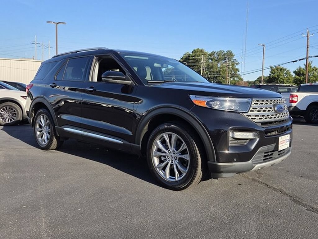 Used 2022 Ford Explorer Limited w/ Equipment Group 301A AWD/4WD image 3