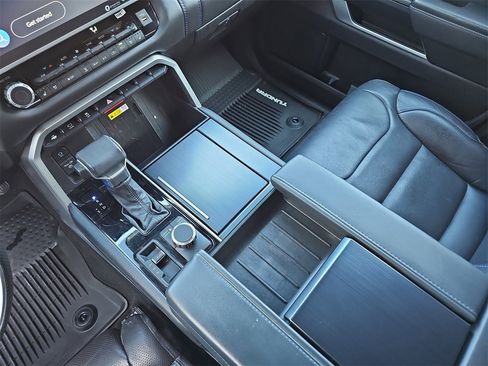 Used 2023 Toyota Tundra Platinum image 28