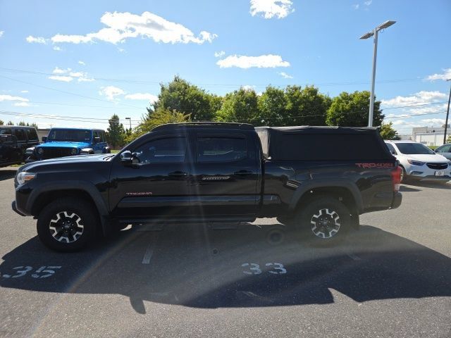 Used 2016 Toyota Tacoma TRD Off-Road AWD/4WD image 12