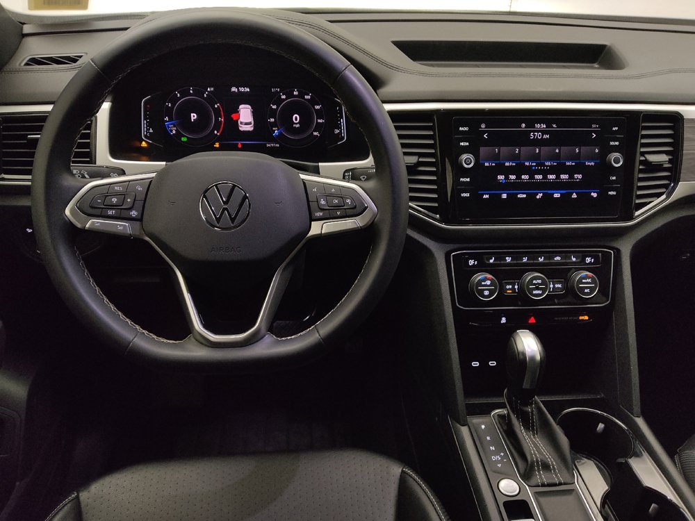 Used 2022 Volkswagen Atlas Cross Sport SE FWD image 22