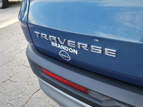 Used 2024 Chevrolet Traverse LT w/ LPO, Floor Liner Package FWD image 8