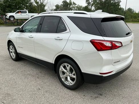 Used 2021 Chevrolet Equinox Premier AWD/4WD image 4