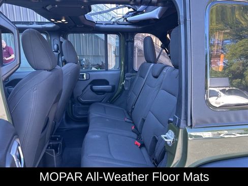 Used 2022 Jeep Wrangler Unlimited Sport image 34