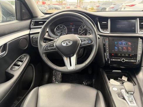 Used 2021 INFINITI QX50 Luxe FWD image 13