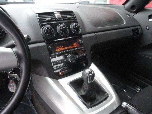 Used 2008 Saturn Sky RWD image 10