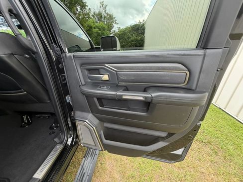 Used 2019 RAM 2500 Limited AWD/4WD image 23