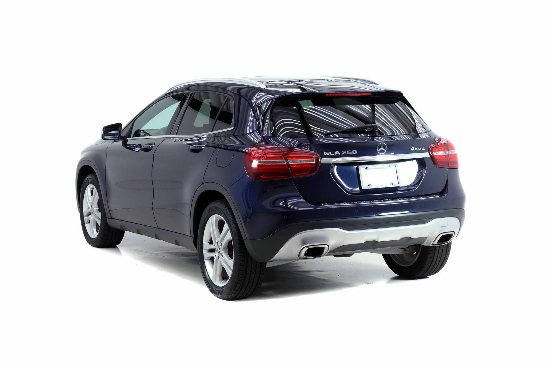 Used 2018 Mercedes-Benz GLA 250 4MATIC image 5