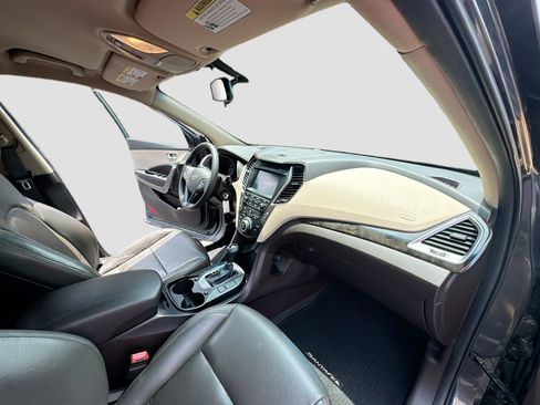 Used 2017 Hyundai Santa Fe Sport AWD/4WD image 28