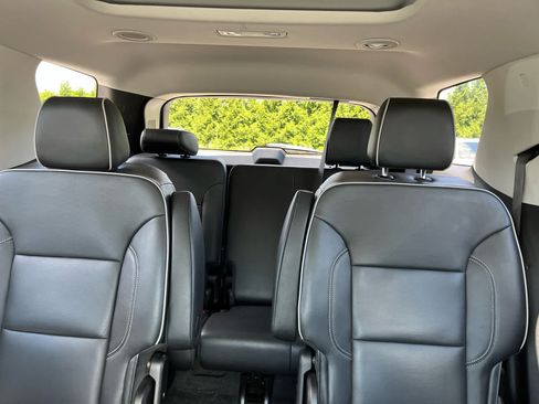 Used 2021 Chevrolet Traverse High Country AWD/4WD image 20