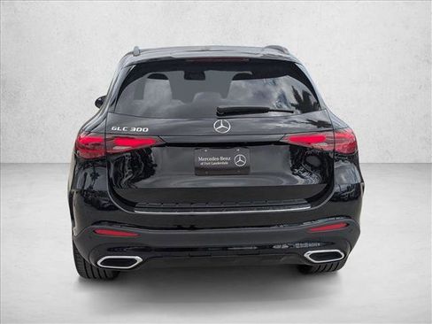 Used 2026 Mercedes-Benz GLC 300 image 7