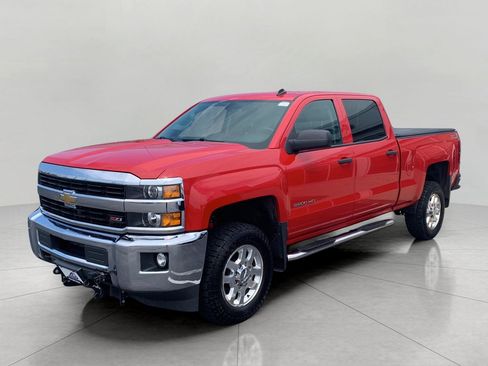 Used 2015 Chevrolet Silverado 2500 LT w/ LT Convenience Package AWD/4WD image 4