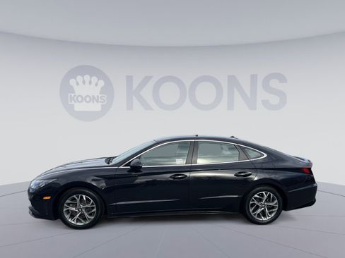 Used 2023 Hyundai Sonata SEL w/ Cargo Package image 2