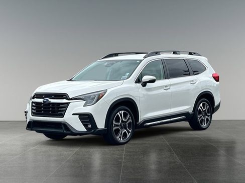 Used 2023 Subaru Ascent Limited AWD/4WD image 4