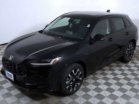 Certified 2026 Honda HR-V EX-L image 3