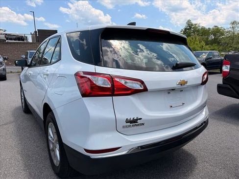 Used 2018 Chevrolet Equinox LS AWD/4WD image 22