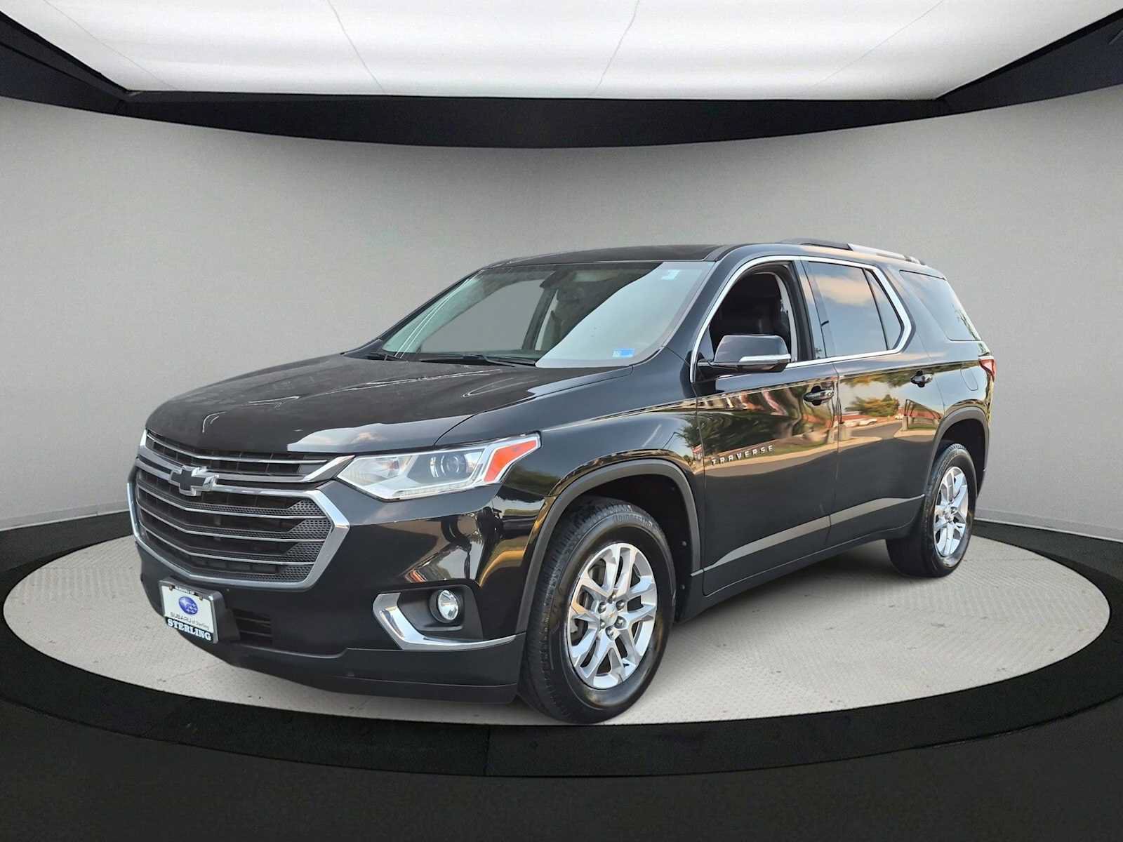 Used 2018 Chevrolet Traverse LT AWD/4WD image 3