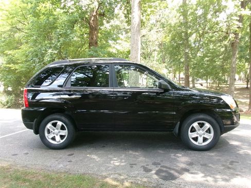 Used 2009 Kia Sportage LX FWD image 4