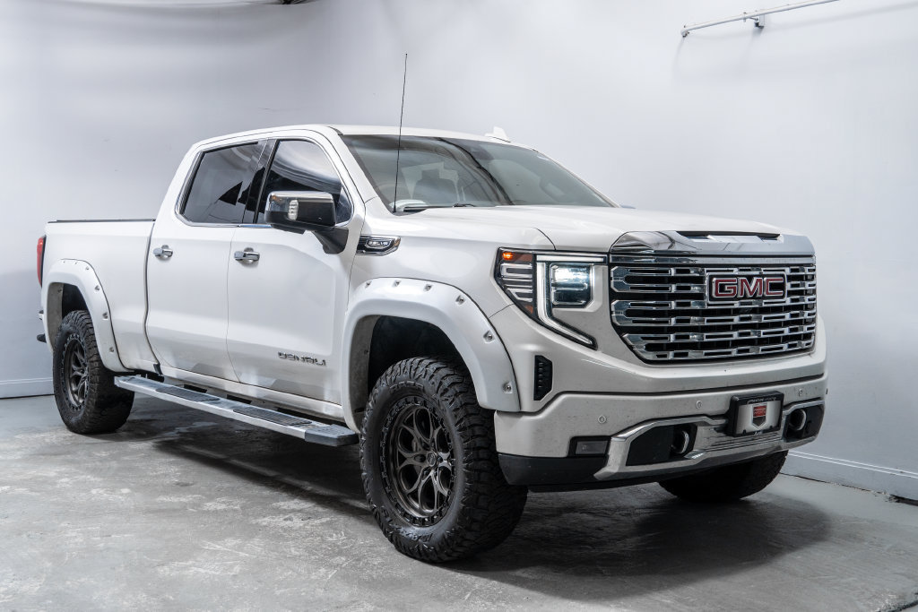 Used 2023 GMC Sierra 1500 Denali AWD/4WD image 8